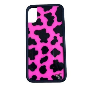 Great condition! Wildflower pink cow print case for iPhone XR.